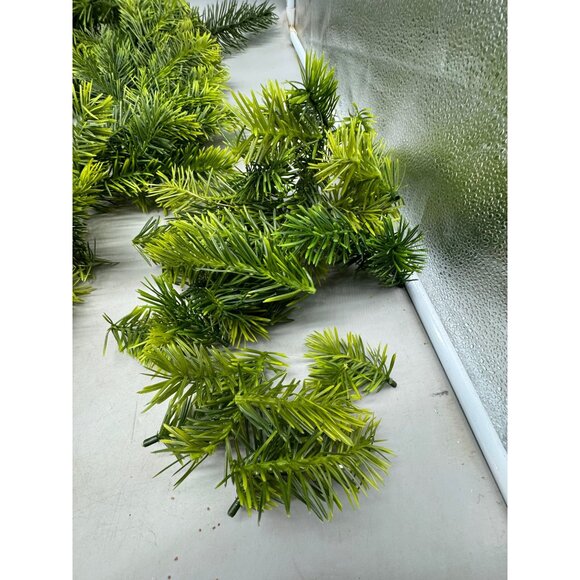 Christmas Green Garland Greenery Twist Artificial Plant Outdoor Indoor READ - Picture 2 of 8